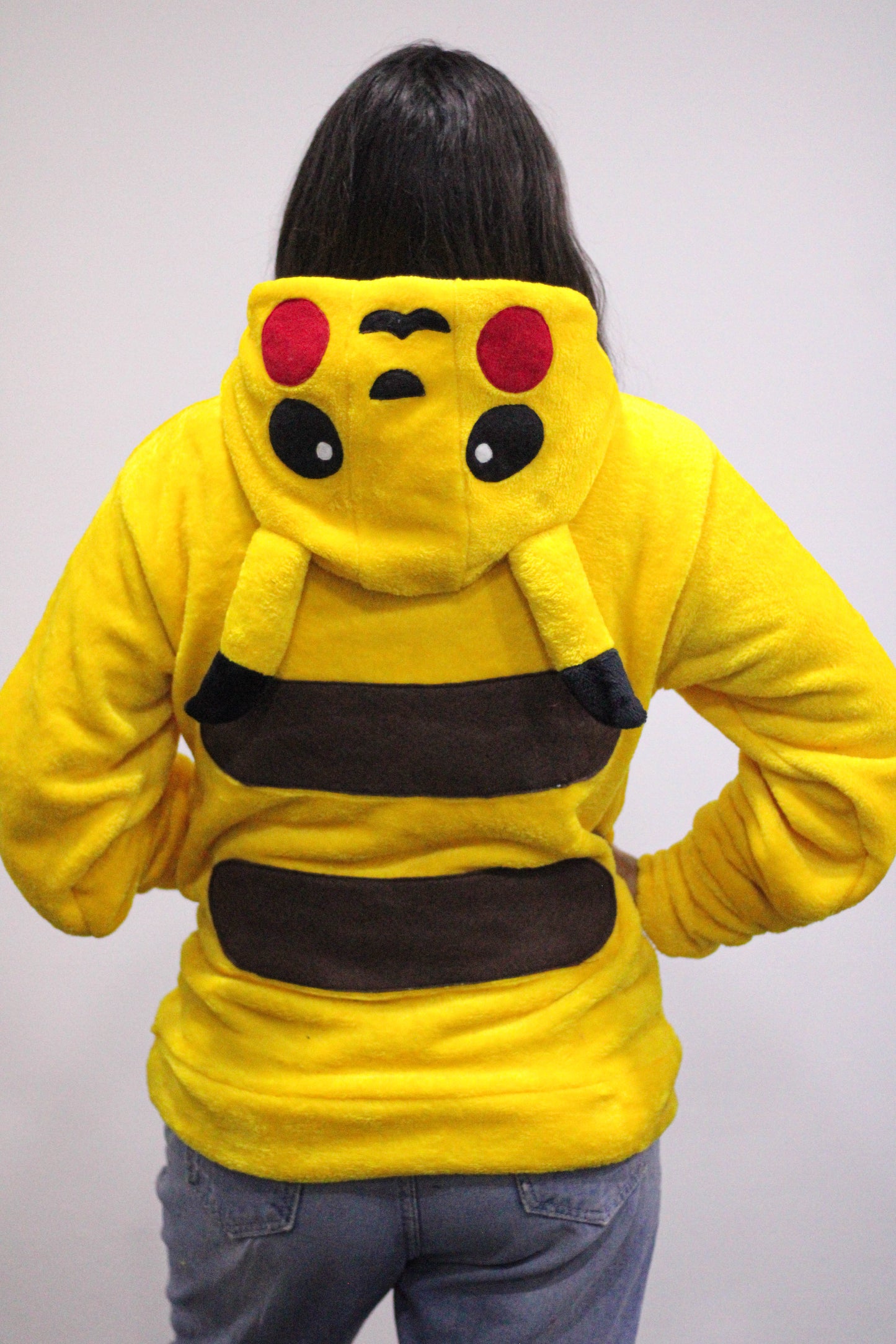 Sudadera Pikachu Unisex Suave y Termica